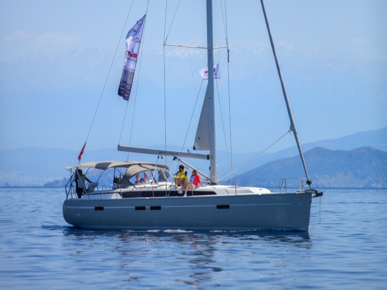 gocek-yelkenli-fethiye-yelkenli-kiralama göcek yelkenli kiralama, göcek kaptansız kiralama, göcek bareboat yat kiralama, fethiye kaptansız kiralama, fethiye bareboat kiralama, fethiye yelkenli kiralama, charter kiralama