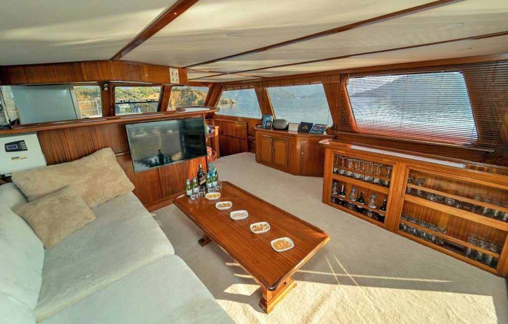 Aden 5 Motoryacht,